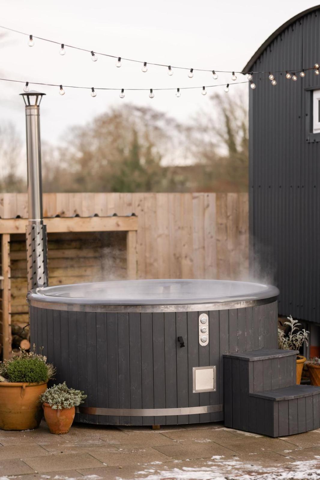 Barfield Shepherds Hut Magherafelt Ngoại thất bức ảnh